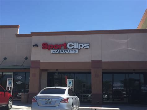 sports clips surprise az